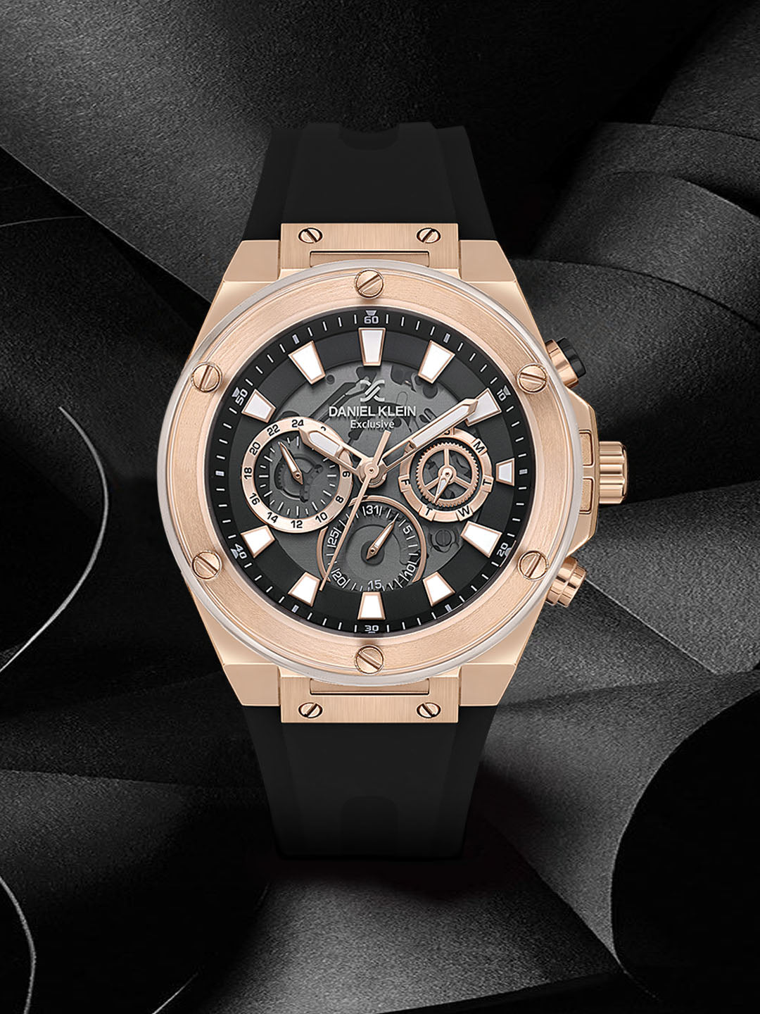 Elegant Black Dial Analog Watches for men&