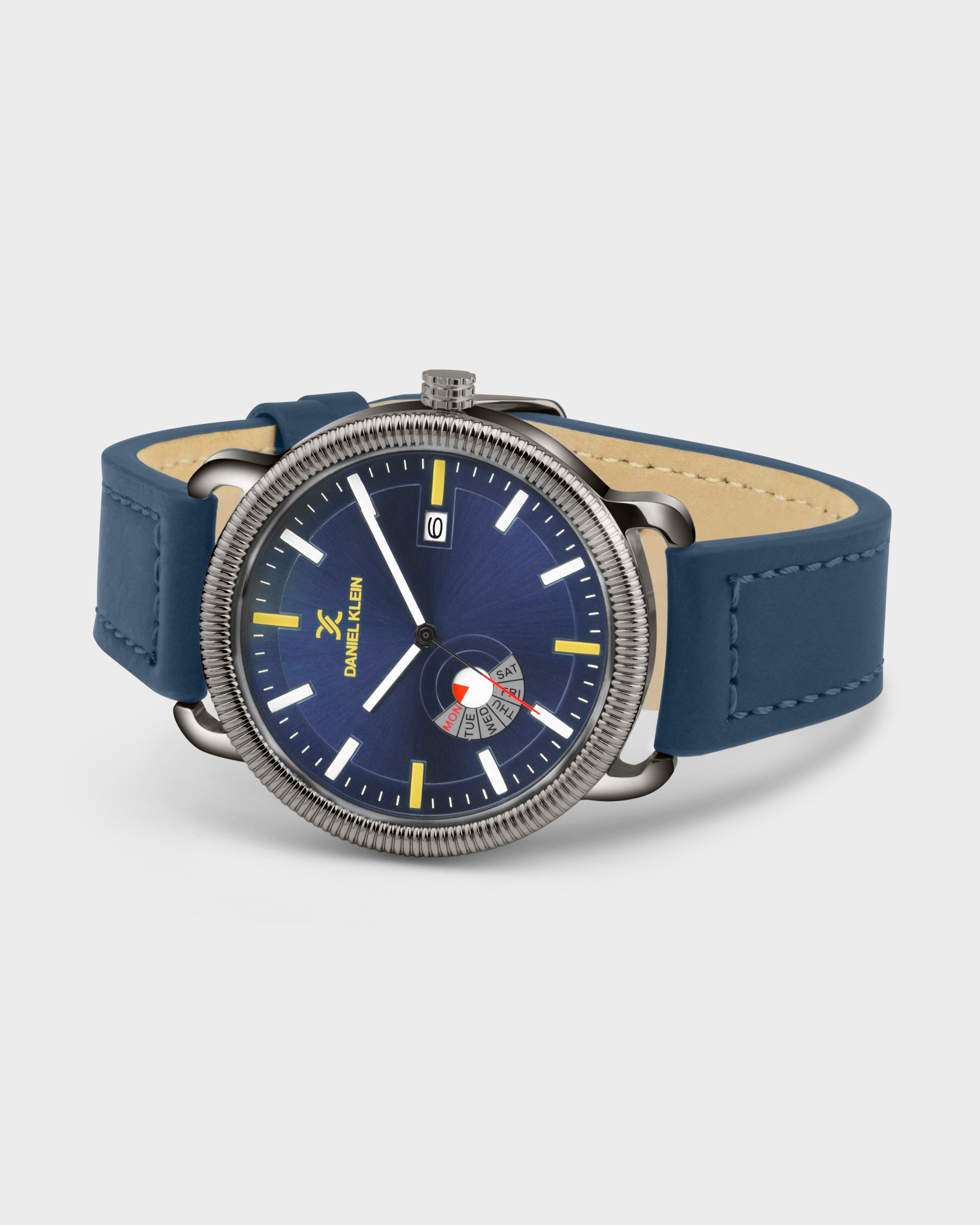 Premium Men Day-Dated Analog watch DK.1.14023-3