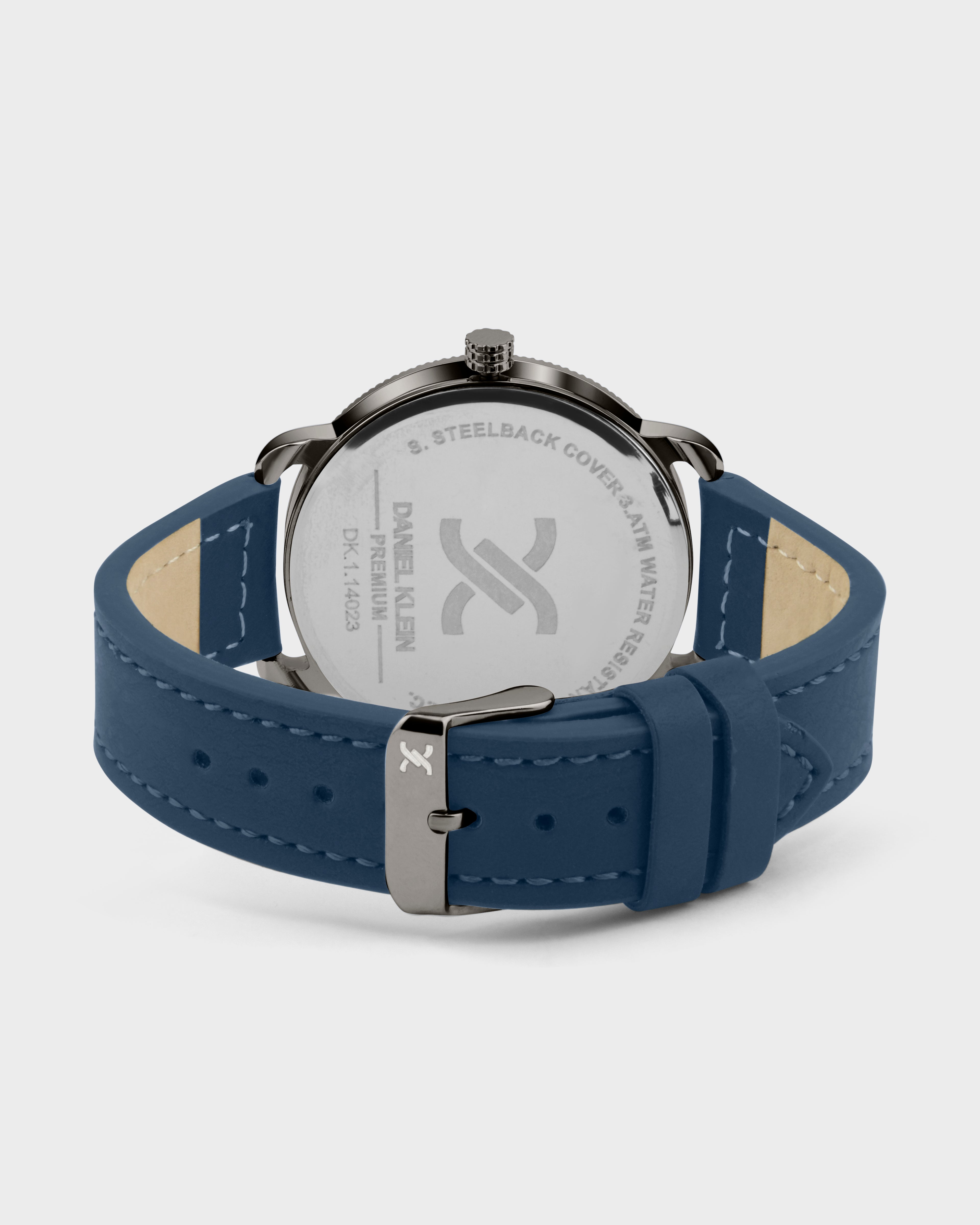 Premium Men Day-Dated Analog watch