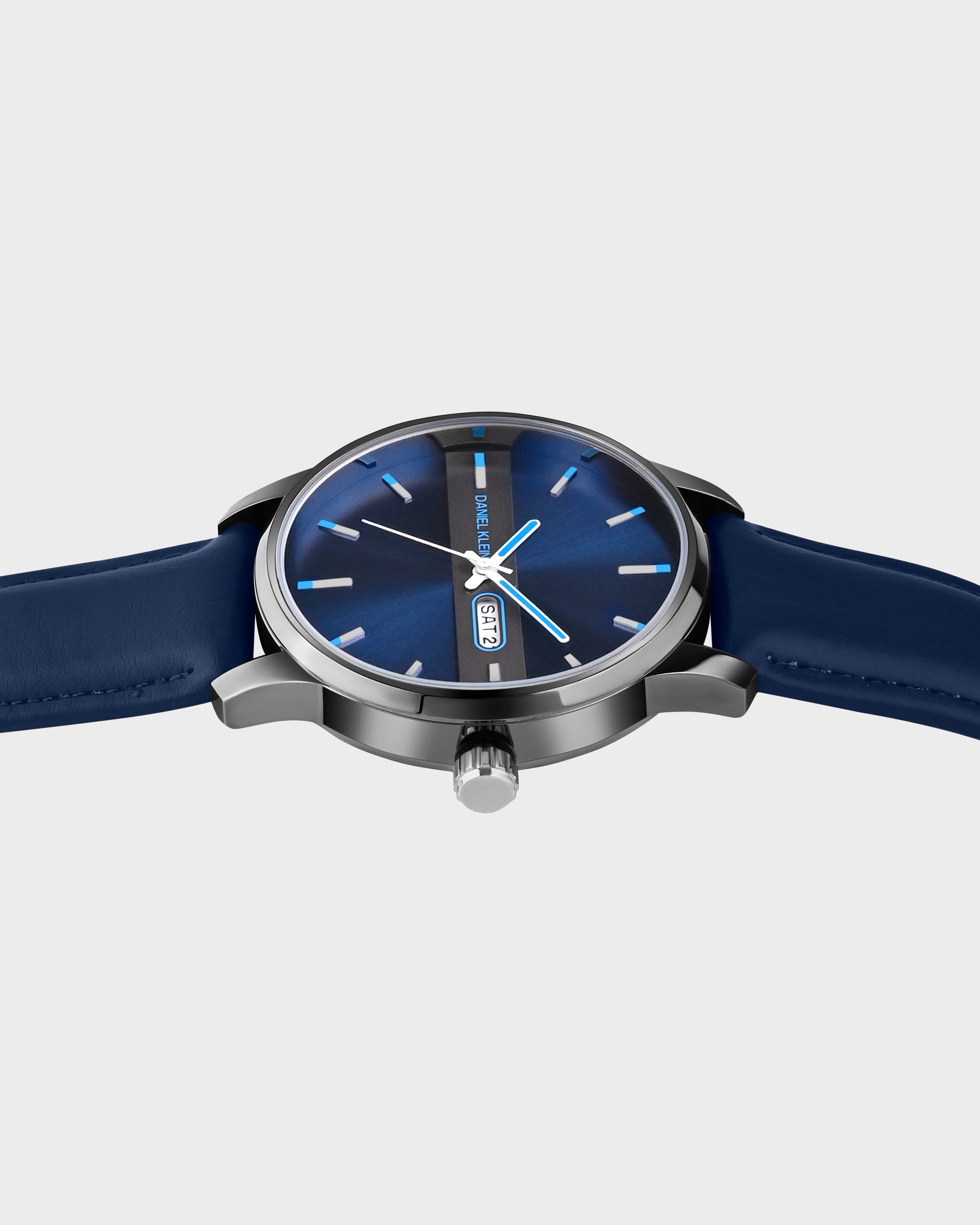 Navy Blue Leather Strap Day Dated Men Watch DK.1.14024-2