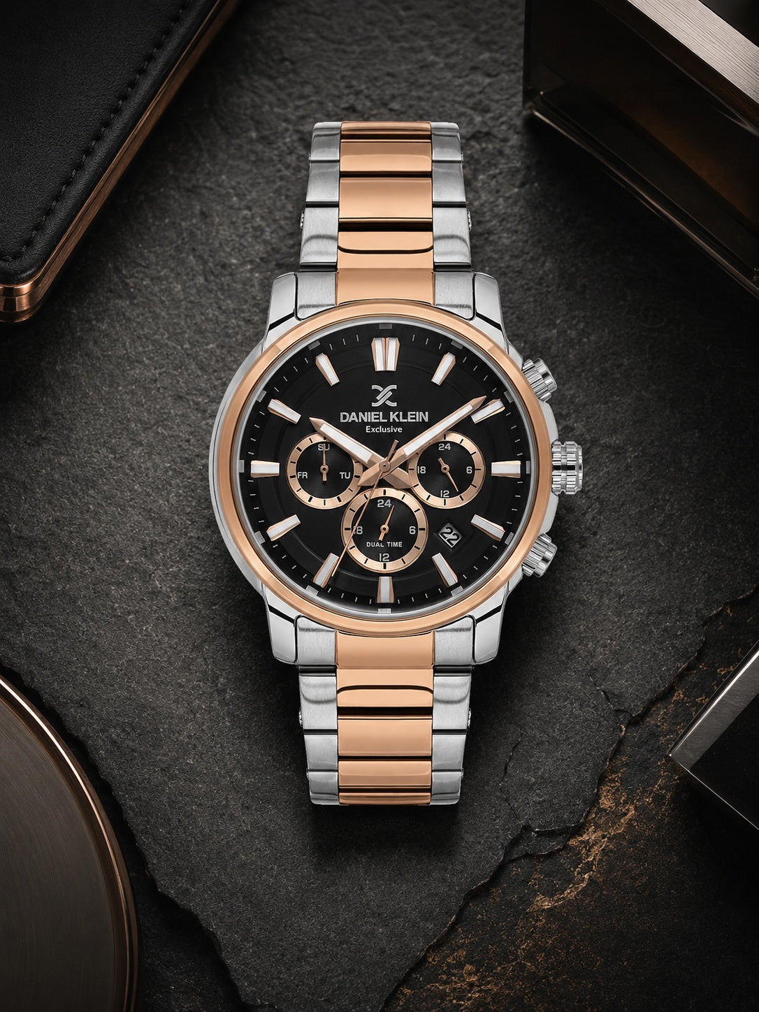 Men Black Dial Silver & Rose Gold Chronograph Analogue Watch