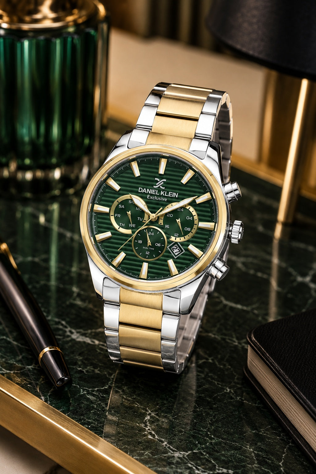 Men Green Dial Gold & Silver Chronograph Analogue Watch