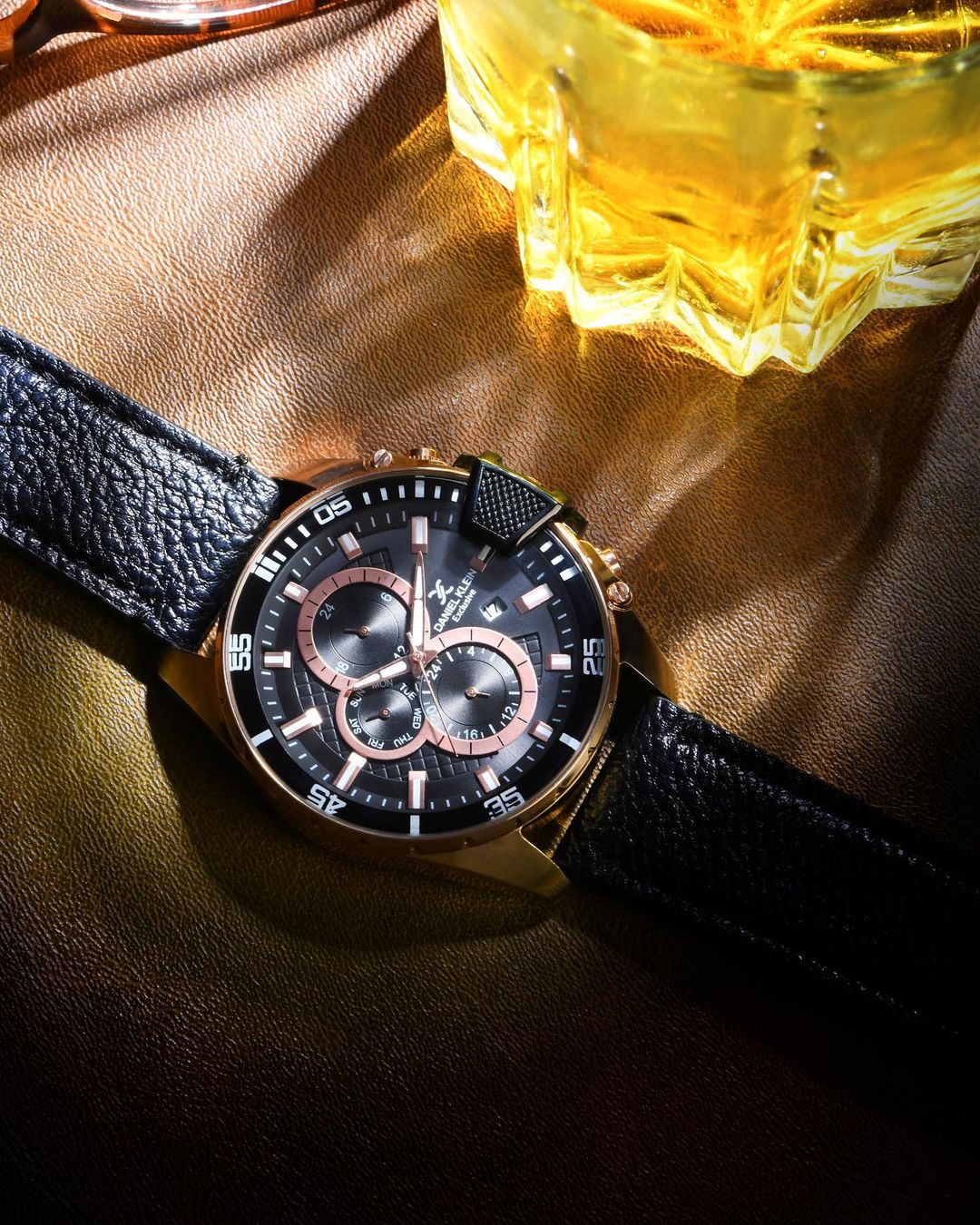 Exclusive Men Multicolour Dial Watch