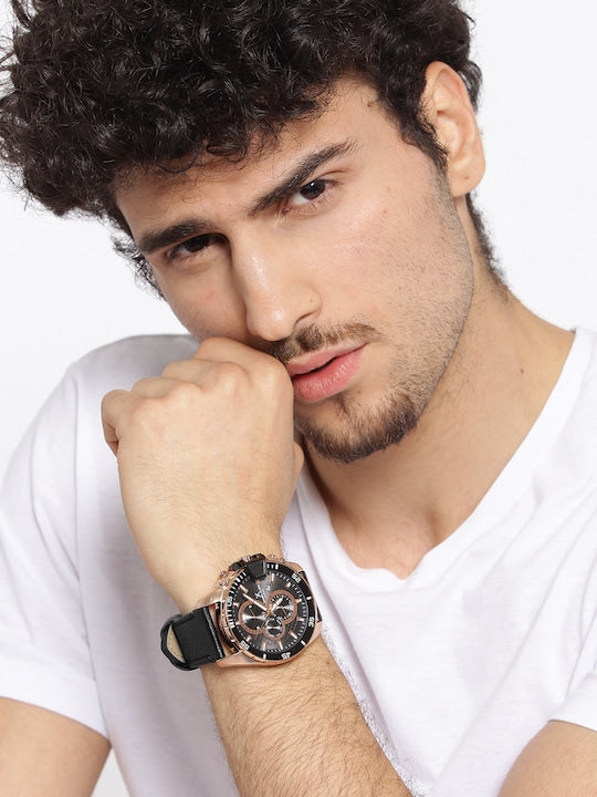 Exclusive Men Multicolour Dial Watch