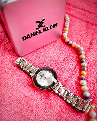 Daniel Klein Premium Women Rose Gold Dial Watch