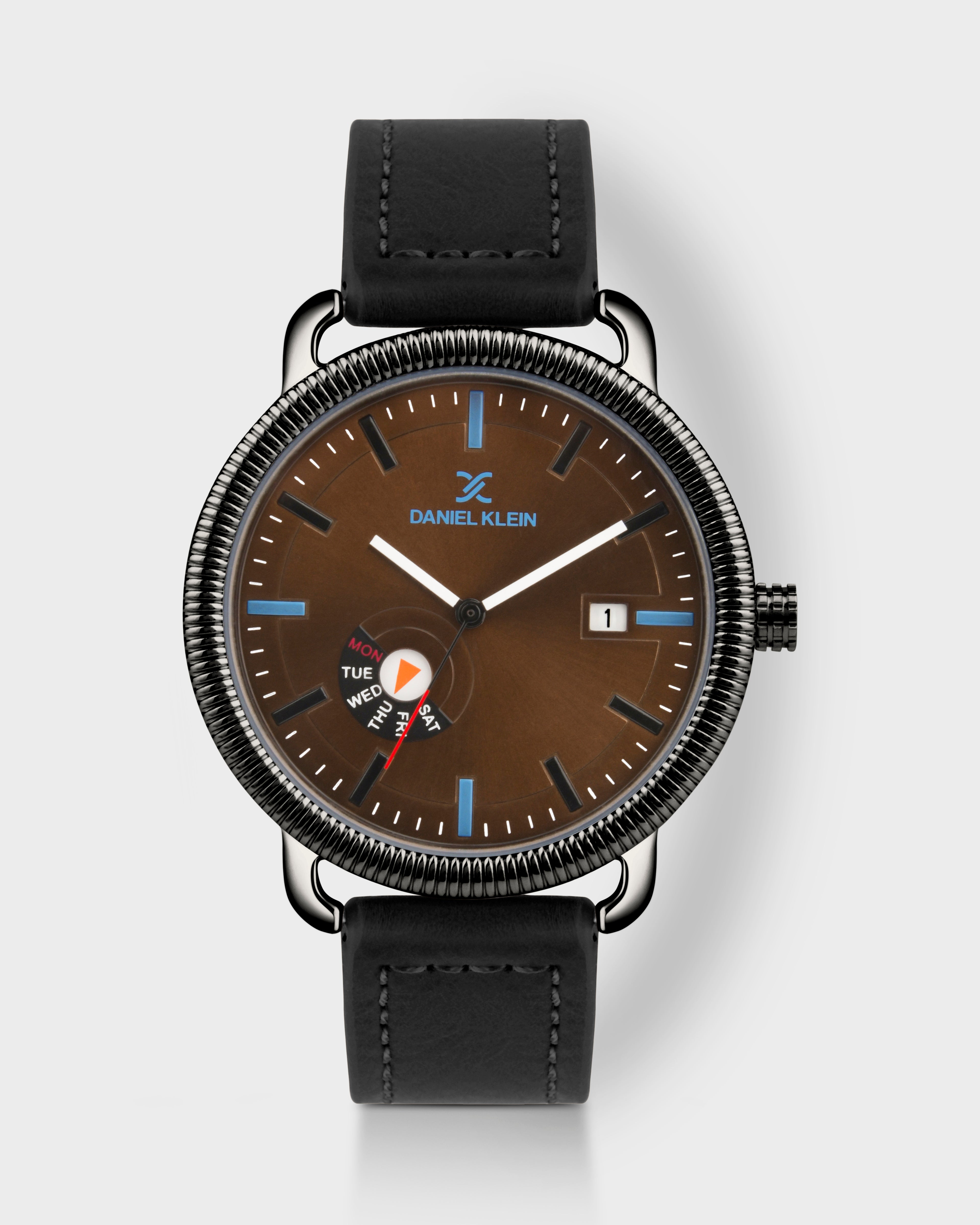 Premium Men Day-Dated Analog watch