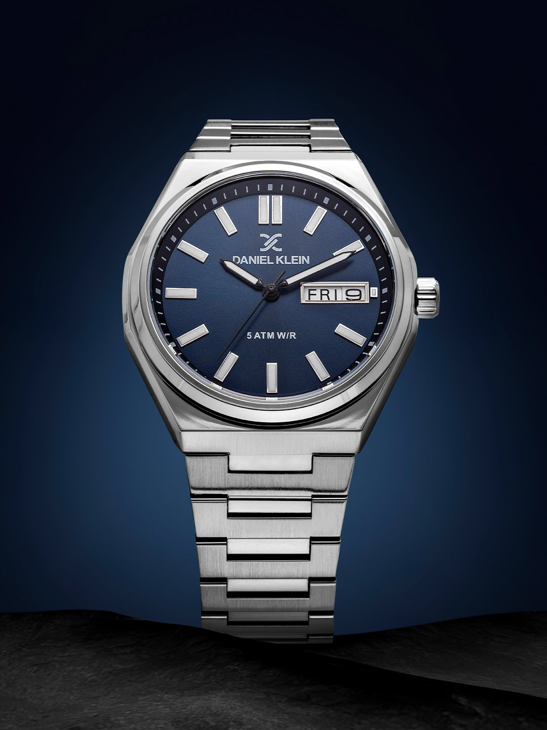 Daniel Klein D.Blue Dial Silver Strap Men’s Analog Watch DK.1.14150-3