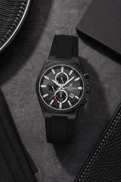 Men Grey Dial Black Silicone Strap Chronograph Analogue Watch