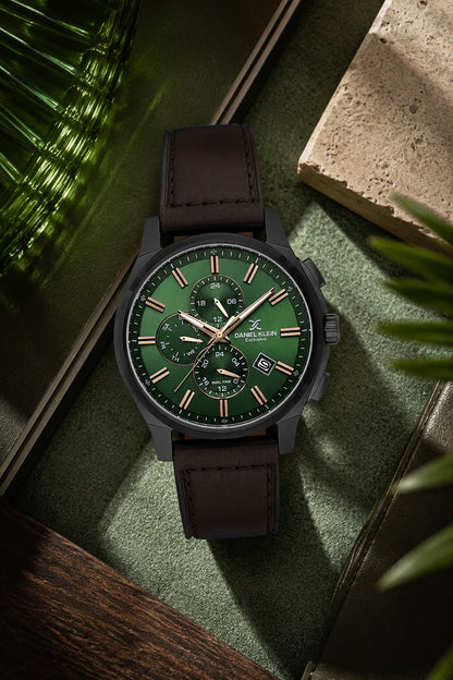 Men Green Dial Brown Leather Strap Chronograph Analogue Watch