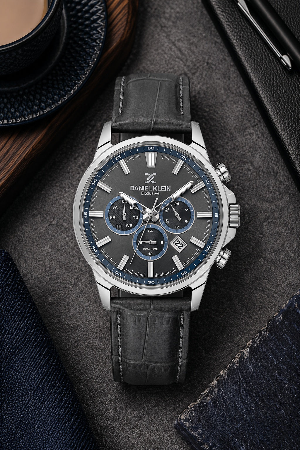 Men Grey Dial Grey Leather Strap Chronograph Analogue Watch