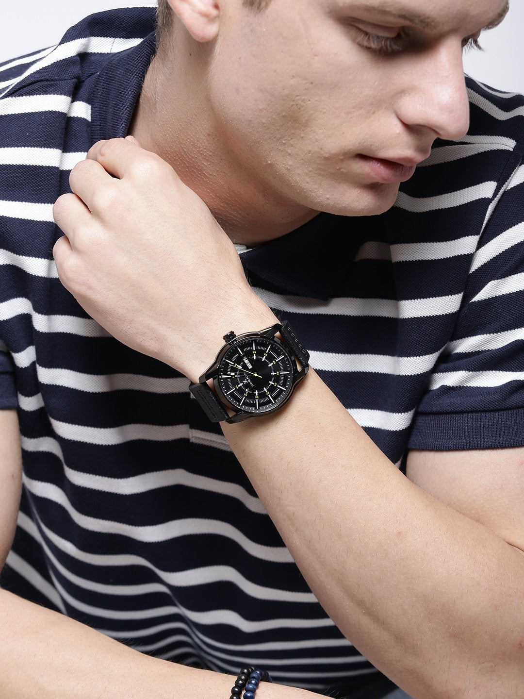 Daniel Klein Men Grey Leather Analogue Watch DK11599-6