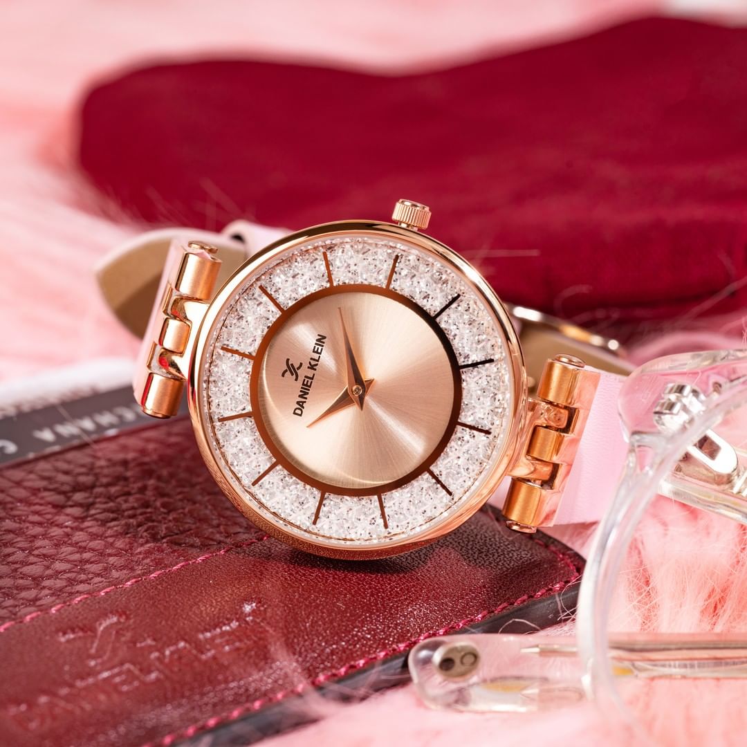 Daniel Klein Premium Women Rose Gold Dial Watch