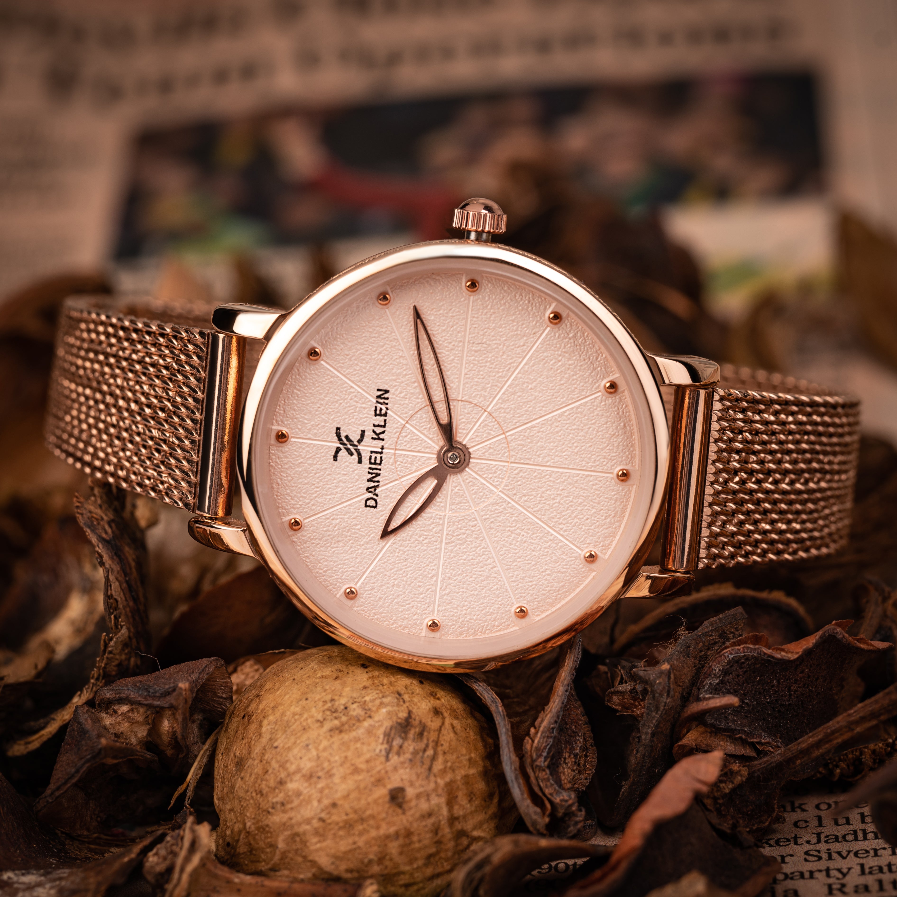 Rose pink online watch